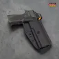 Preview: Detailansicht der Mündungsöffnung des GM SPORT OWB Holsters für Sig Sauer P320 in Schwarz – Zeigt die präzise Kydex-Formung und die Schrauben zur Ziehwiderstandsverstellung.
